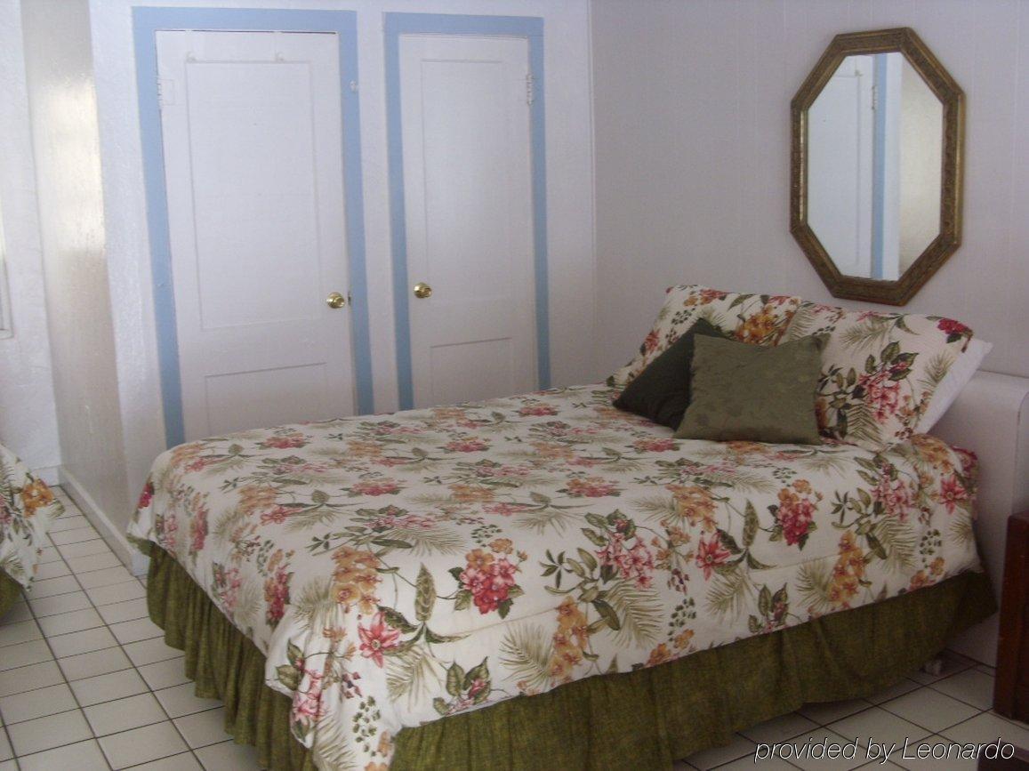 Lorelei Resort Motel Treasure Island Exterior photo